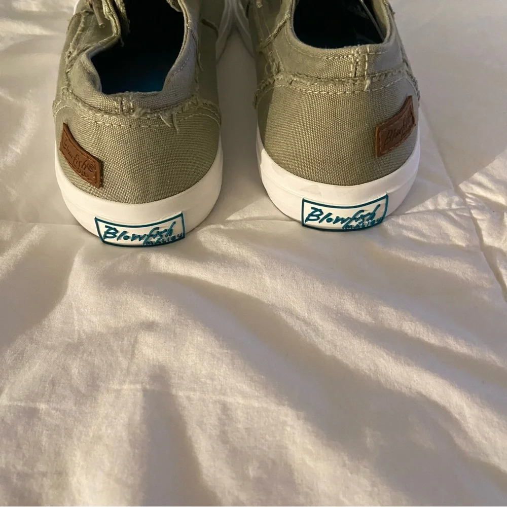 Blowfish Olive Canvas Sneakers - Picture 5 of 12